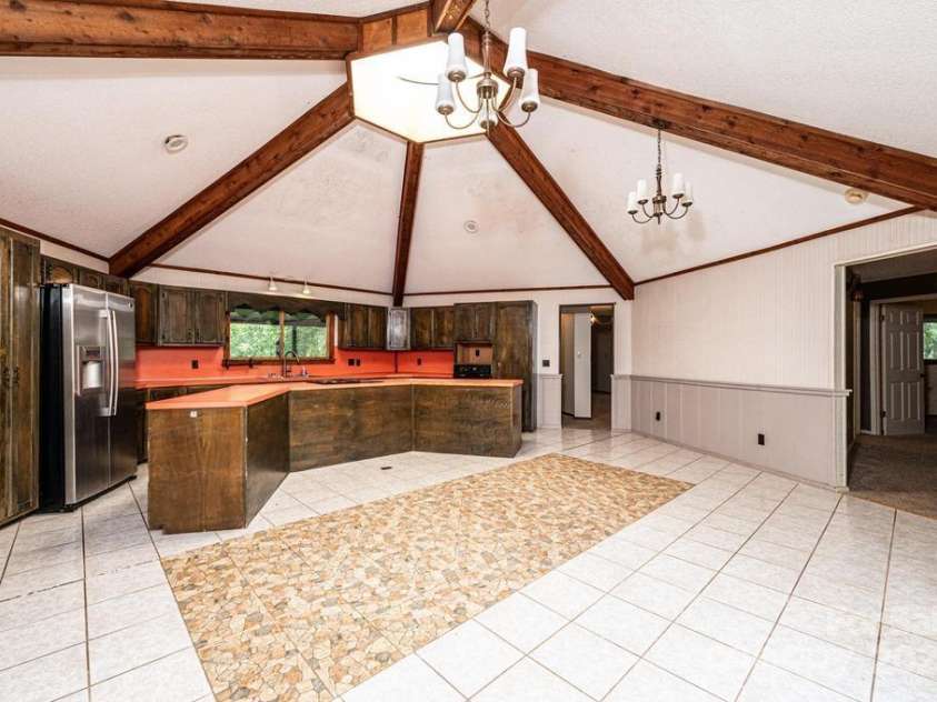 4275 Herman Sipe Road, Conover, NC 28613.  MLS# CAR4270261, YatesRealty ID 20682. 