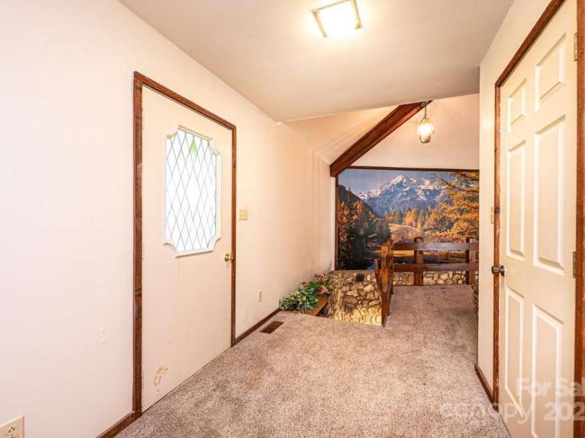 4275 Herman Sipe Road, Conover, NC 28613.  MLS# CAR4270261, YatesRealty ID 20682. 