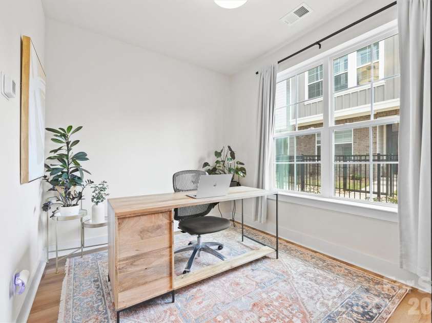 3225 Zenith Lane, Charlotte, NC 28205.  MLS# CAR4361849, YatesRealty ID 20683. Entry level guest room or office