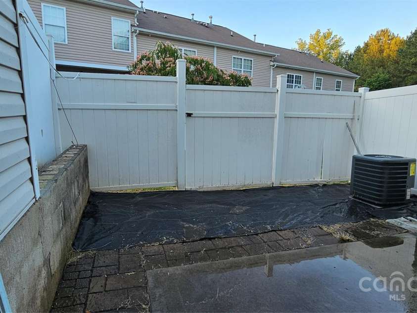 3549 Calpella Court, Charlotte, NC 28262.  MLS# CAR4272982, YatesRealty ID 20683. Private Patio
