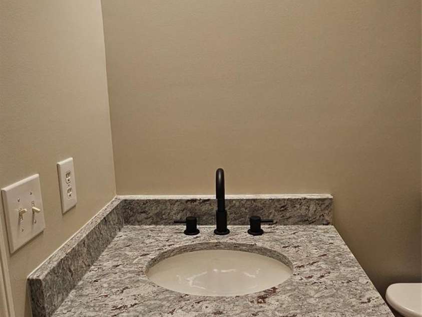 3549 Calpella Court, Charlotte, NC 28262.  MLS# CAR4272982, YatesRealty ID 20683. Secondary Bath