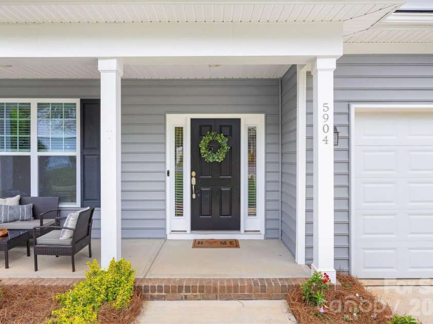 5904 Chalyce Lane, Charlotte, NC 28270.  MLS# CAR4356167, YatesRealty ID 20684. 