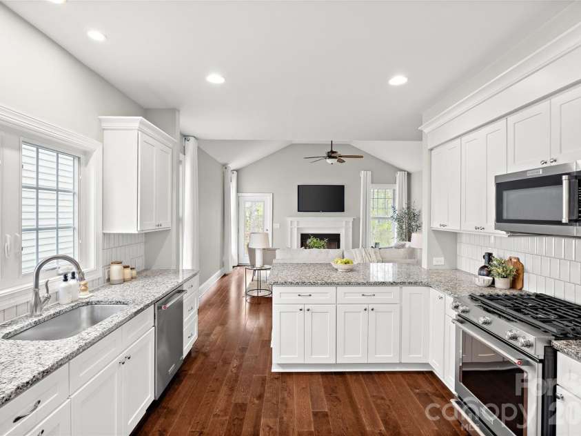 5904 Chalyce Lane, Charlotte, NC 28270.  MLS# CAR4356167, YatesRealty ID 20684. 