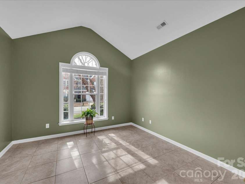 106 Honey Crisp Way, Simpsonville, SC 29681.  MLS# CAR4353381, YatesRealty ID 20686. 
