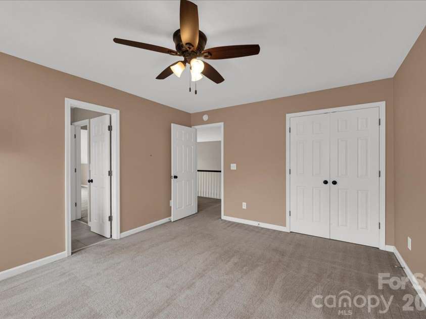 106 Honey Crisp Way, Simpsonville, SC 29681.  MLS# CAR4353381, YatesRealty ID 20686. 