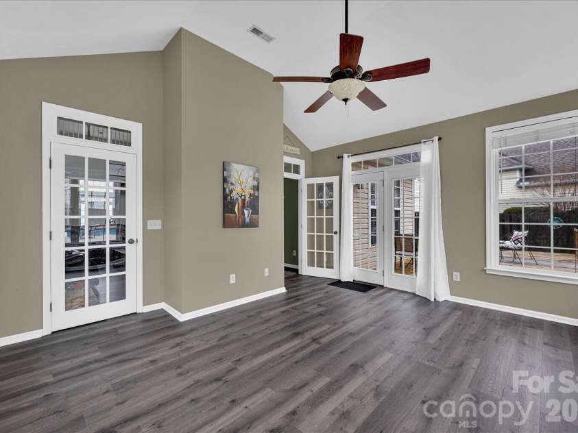 106 Honey Crisp Way, Simpsonville, SC 29681.  MLS# CAR4353381, YatesRealty ID 20686. 