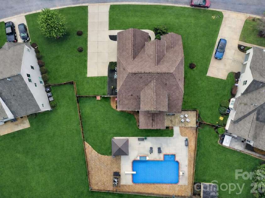 106 Honey Crisp Way, Simpsonville, SC 29681.  MLS# CAR4353381, YatesRealty ID 20686. 