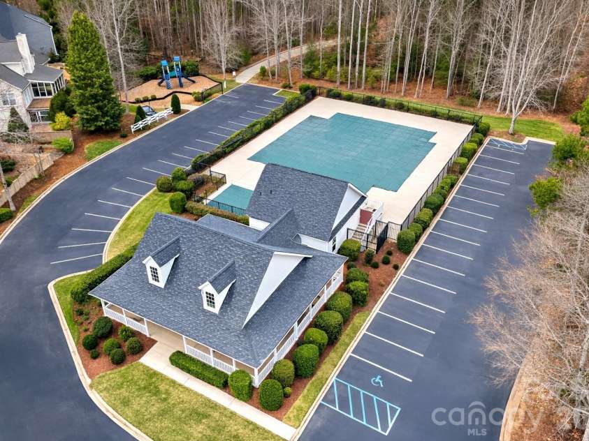 106 Honey Crisp Way, Simpsonville, SC 29681.  MLS# CAR4353381, YatesRealty ID 20686. 