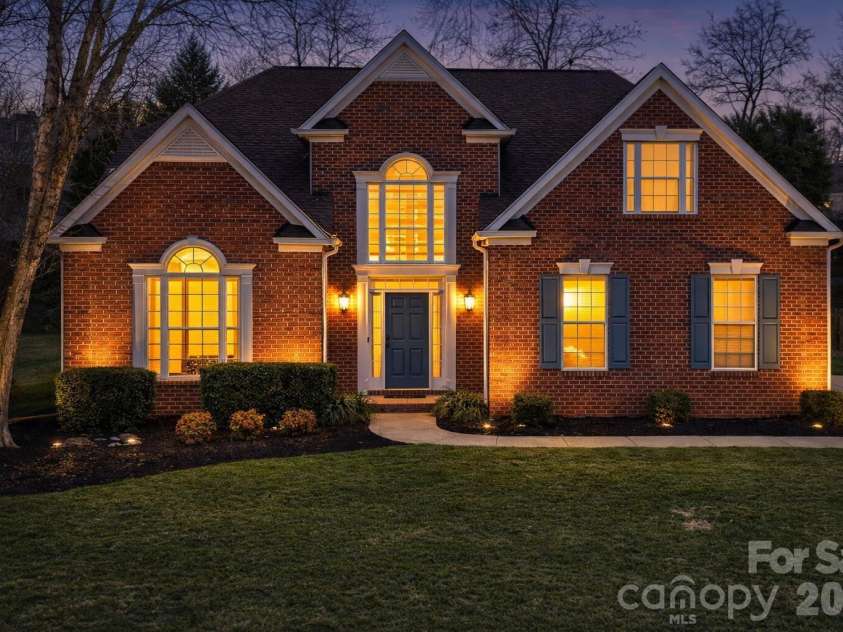 106 Honey Crisp Way, Simpsonville, SC 29681.  MLS# CAR4353381, YatesRealty ID 20686. 