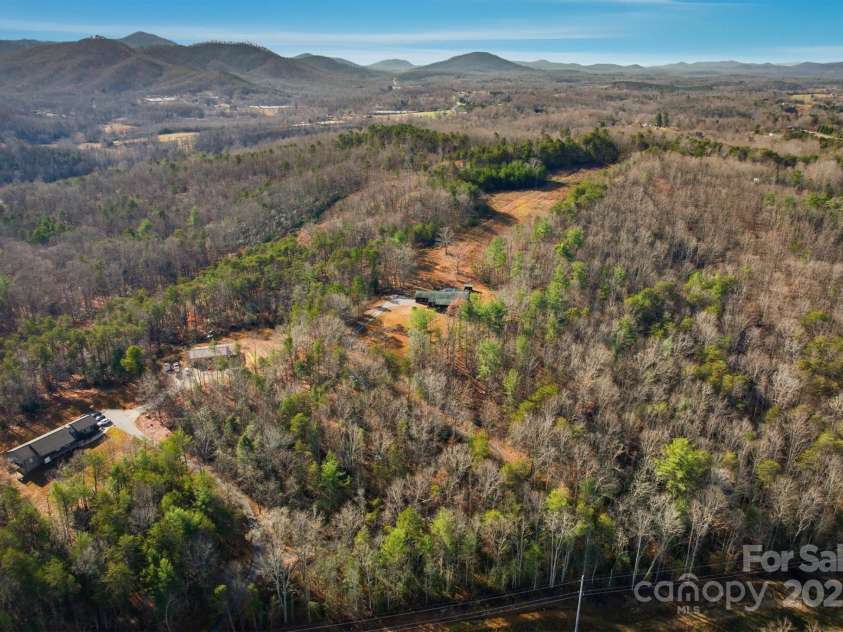 5341 Reese Store Avenue, Morganton, NC 28655.  MLS# CAR4327223, YatesRealty ID 20687. 