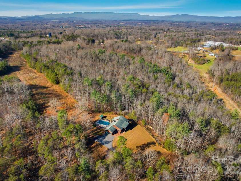 5341 Reese Store Avenue, Morganton, NC 28655.  MLS# CAR4327223, YatesRealty ID 20687. 