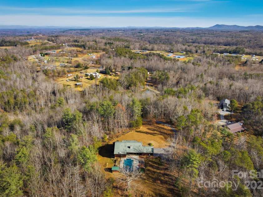 5341 Reese Store Avenue, Morganton, NC 28655.  MLS# CAR4327223, YatesRealty ID 20687. 
