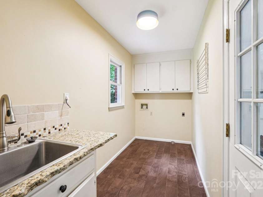 1545 Chadmore Lane, Concord, NC 28027.  MLS# CAR4270921, YatesRealty ID 20688. 