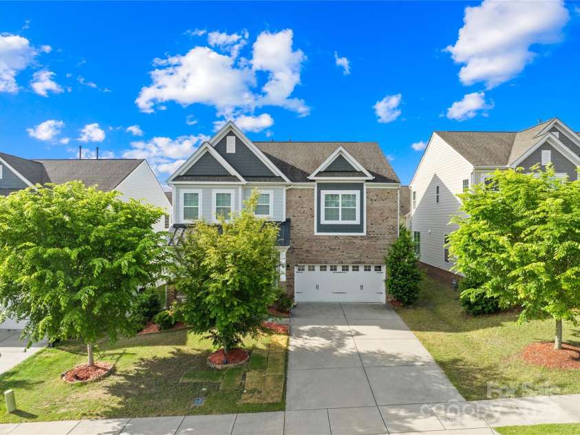 10693 Sky Chase Avenue, Concord, NC 28027.  MLS# CAR4255442, YatesRealty ID 20690. 
