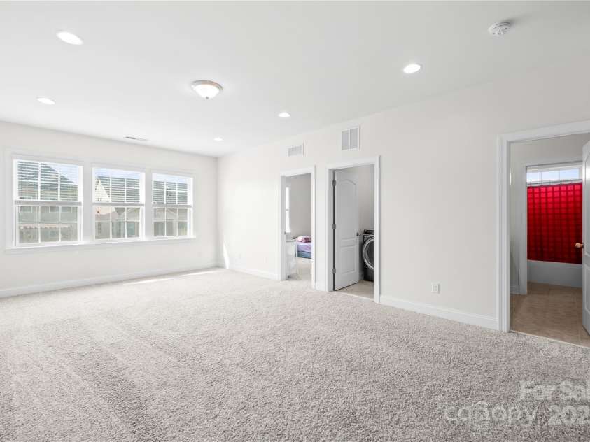10693 Sky Chase Avenue, Concord, NC 28027.  MLS# CAR4255442, YatesRealty ID 20690. 