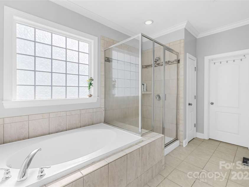 10693 Sky Chase Avenue, Concord, NC 28027.  MLS# CAR4255442, YatesRealty ID 20690. 