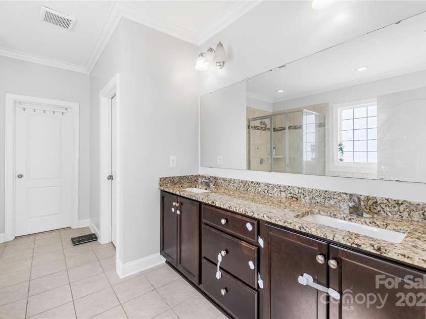 10693 Sky Chase Avenue, Concord, NC 28027.  MLS# CAR4255442, YatesRealty ID 20690. 