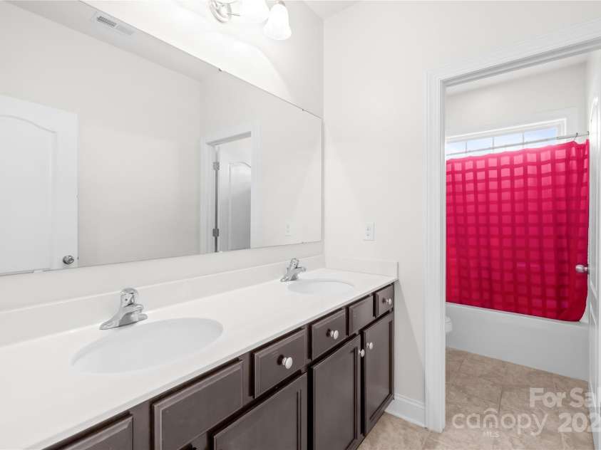 10693 Sky Chase Avenue, Concord, NC 28027.  MLS# CAR4255442, YatesRealty ID 20690. 