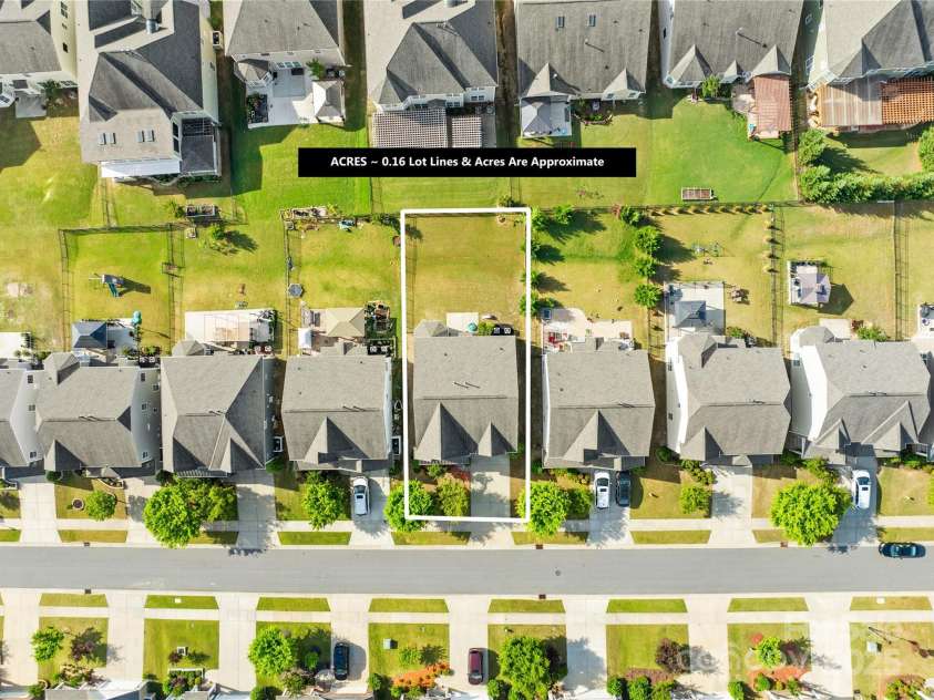 10693 Sky Chase Avenue, Concord, NC 28027.  MLS# CAR4255442, YatesRealty ID 20690. 