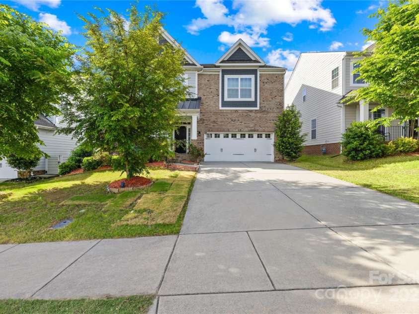 10693 Sky Chase Avenue, Concord, NC 28027.  MLS# CAR4255442, YatesRealty ID 20690. 