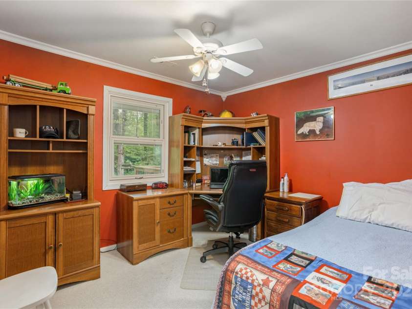 99 Meadowbrook Circle, Brevard, NC 28712.  MLS# CAR4252989, YatesRealty ID 20691. 