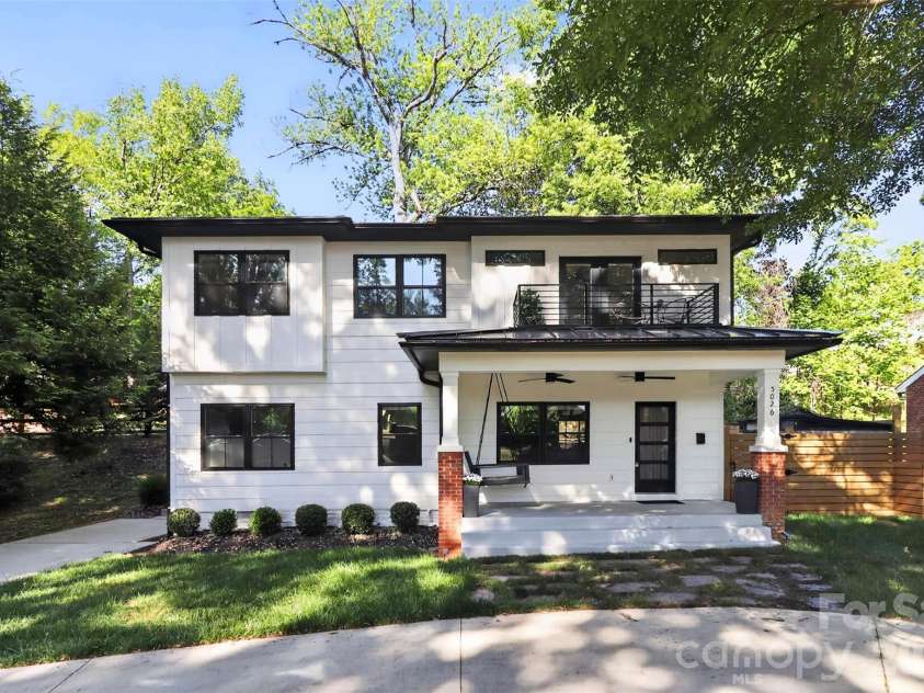 5026 Buckingham Drive, Charlotte, NC 28209.  MLS# CAR4376600, YatesRealty ID 20692. 