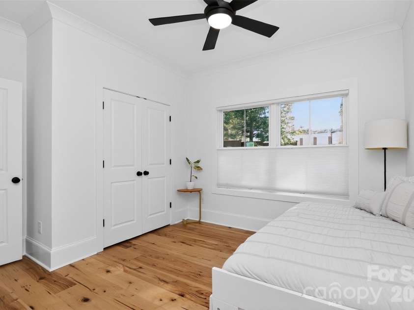 5026 Buckingham Drive, Charlotte, NC 28209.  MLS# CAR4376600, YatesRealty ID 20692. 