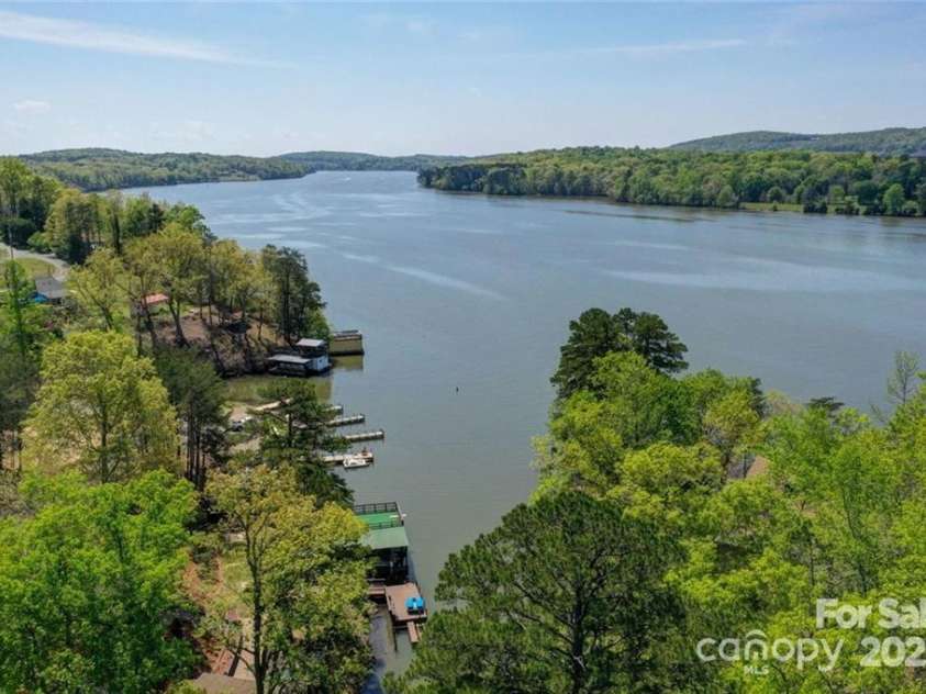 177 Mountain View Lane, Troy, NC 27371.  MLS# CAR4269979, YatesRealty ID 20694. Drone footage looks amazing