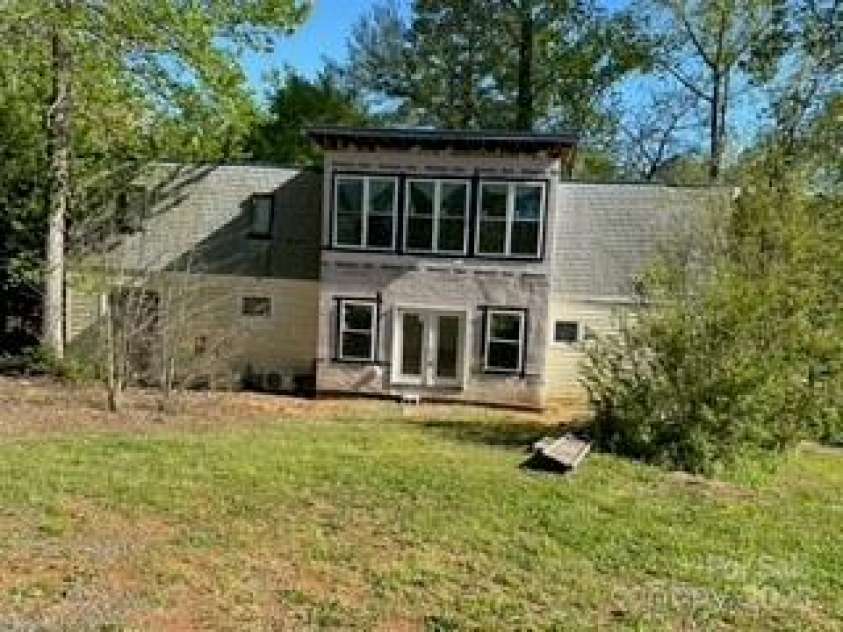 177 Mountain View Lane, Troy, NC 27371.  MLS# CAR4269979, YatesRealty ID 20694. The hard work has been completed.