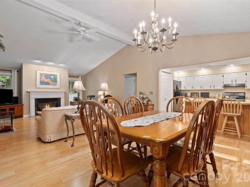 134 The Trail, Maggie Valley, NC 28751.  MLS# CAR4369403, YatesRealty ID 20695. 