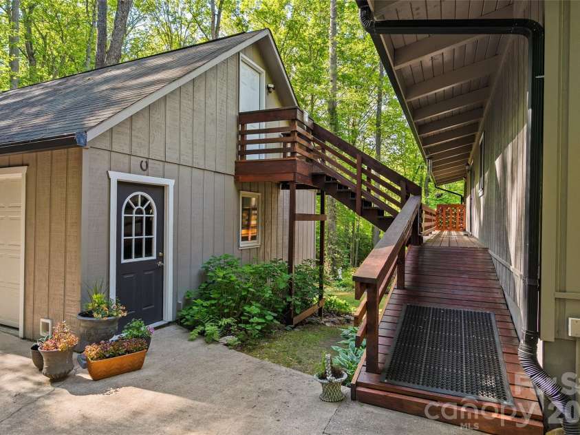 134 The Trail, Maggie Valley, NC 28751.  MLS# CAR4369403, YatesRealty ID 20695. 
