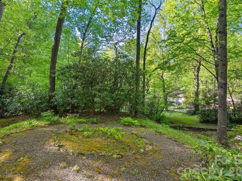 134 The Trail, Maggie Valley, NC 28751.  MLS# CAR4369403, YatesRealty ID 20695. 