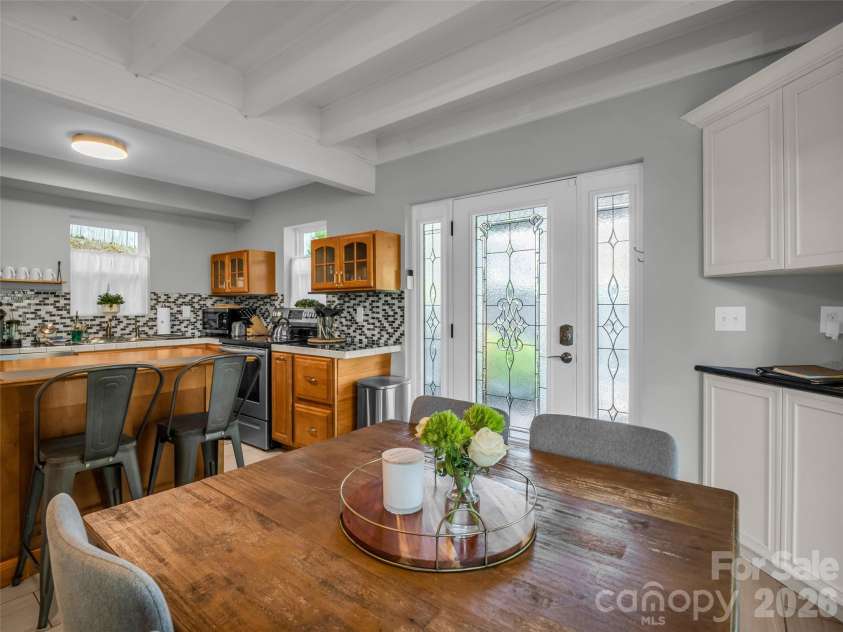 3 Ravine Extension, Woodfin, NC 28804.  MLS# CAR4373087, YatesRealty ID 20696. 
