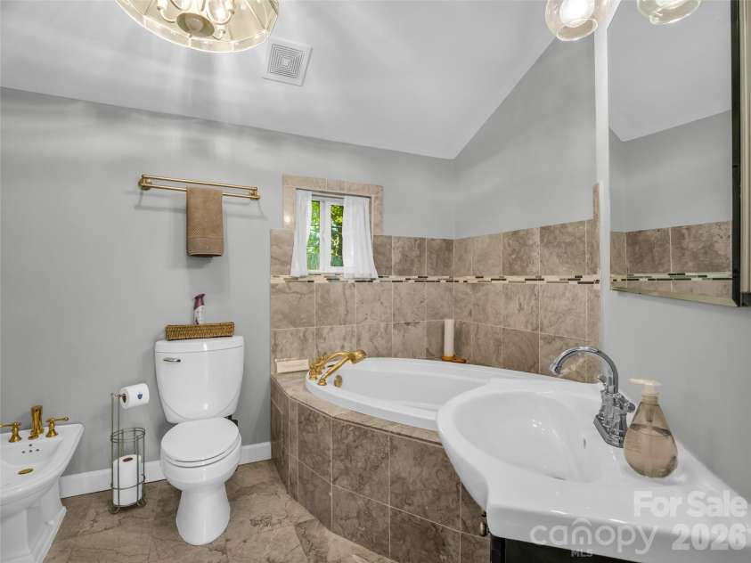 3 Ravine Extension, Woodfin, NC 28804.  MLS# CAR4373087, YatesRealty ID 20696. 