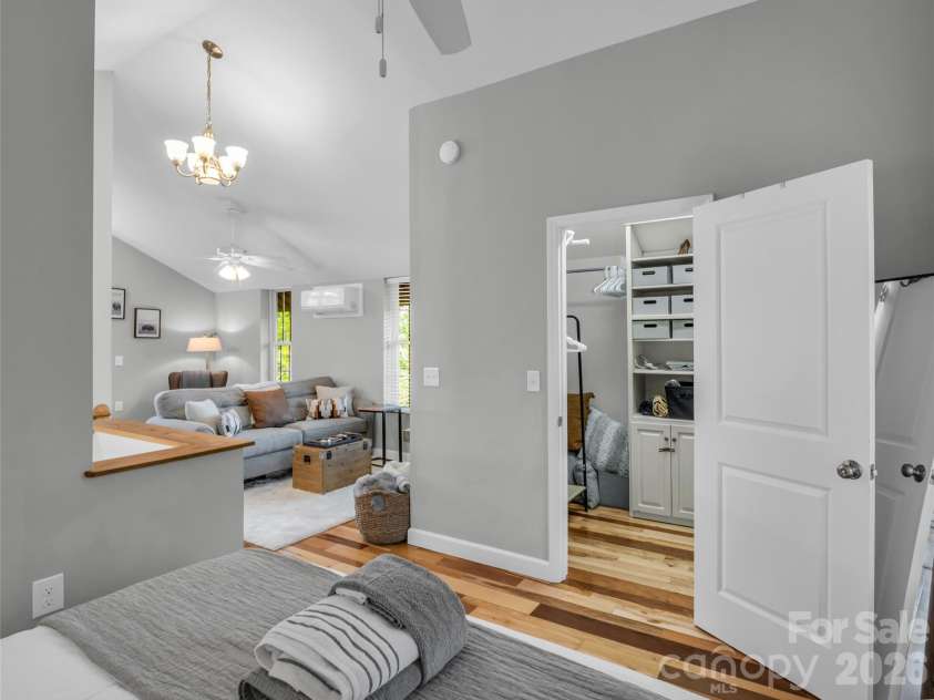 3 Ravine Extension, Woodfin, NC 28804.  MLS# CAR4373087, YatesRealty ID 20696. 