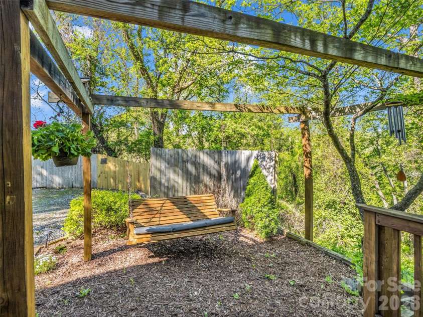 3 Ravine Extension, Woodfin, NC 28804.  MLS# CAR4373087, YatesRealty ID 20696. 