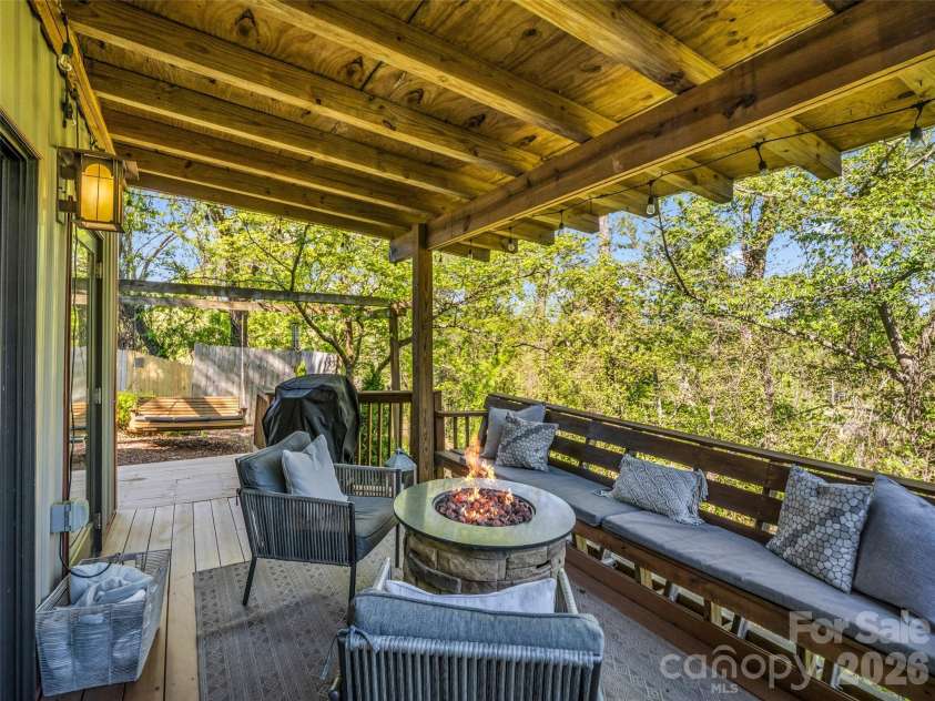 3 Ravine Extension, Woodfin, NC 28804.  MLS# CAR4373087, YatesRealty ID 20696. 