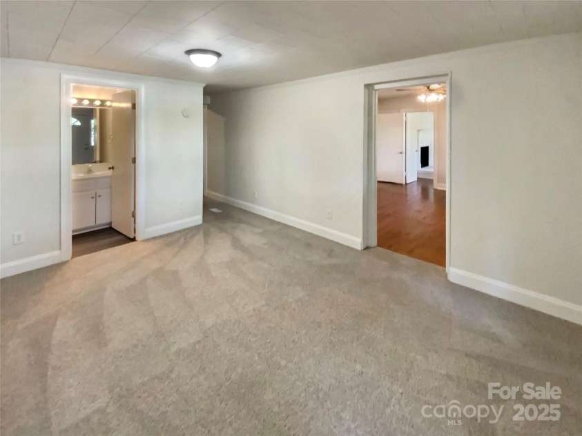 7812 Old Concord Road, Salisbury, NC 28146.  MLS# CAR4271969, YatesRealty ID 20696. 