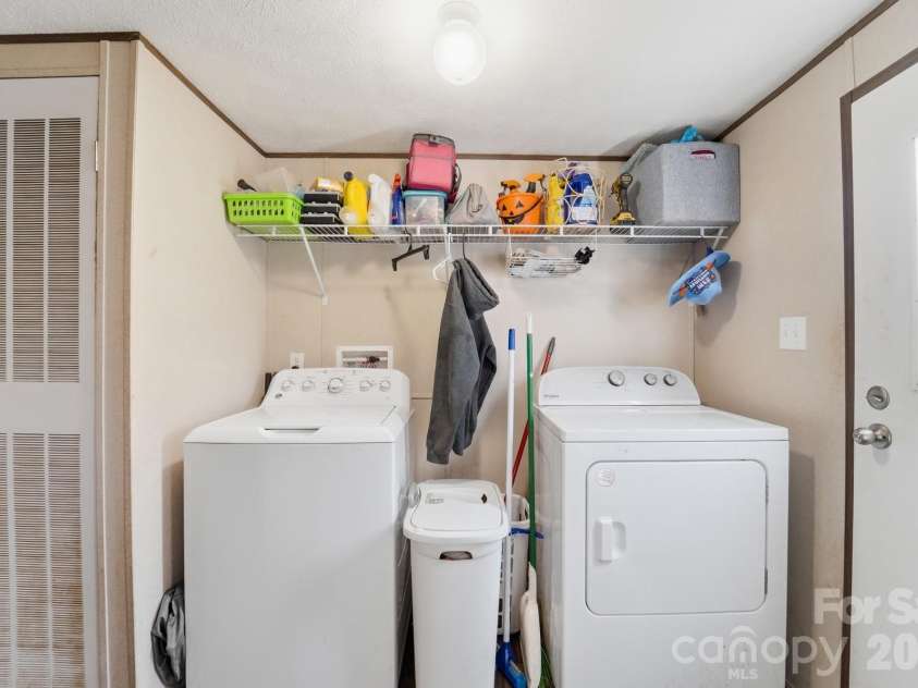 215 Jim Patterson Road, Kings Mountain, NC 28086.  MLS# CAR4362560, YatesRealty ID 20697. 