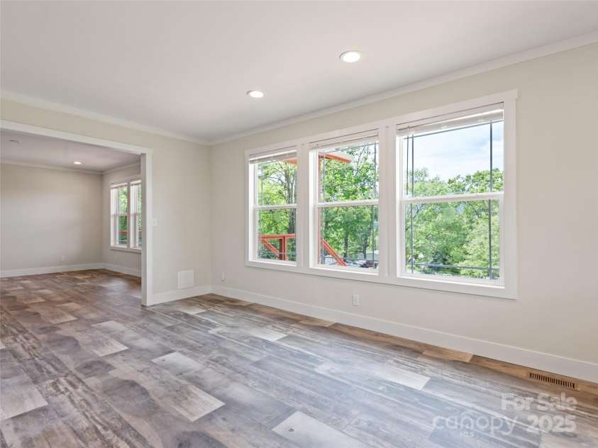 255 Thompson Cove Road, Clyde, NC 28721.  MLS# CAR4259077, YatesRealty ID 20699. 