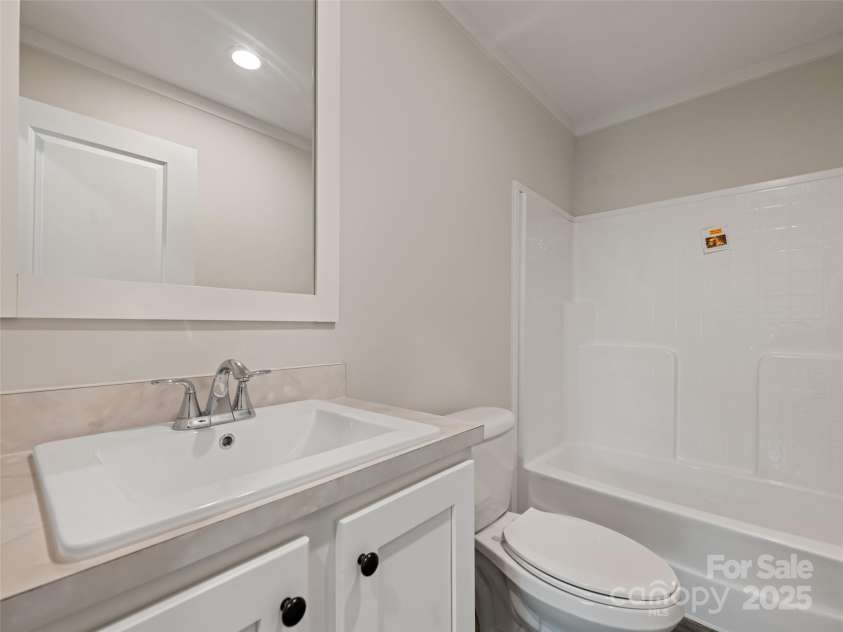 255 Thompson Cove Road, Clyde, NC 28721.  MLS# CAR4259077, YatesRealty ID 20699. 