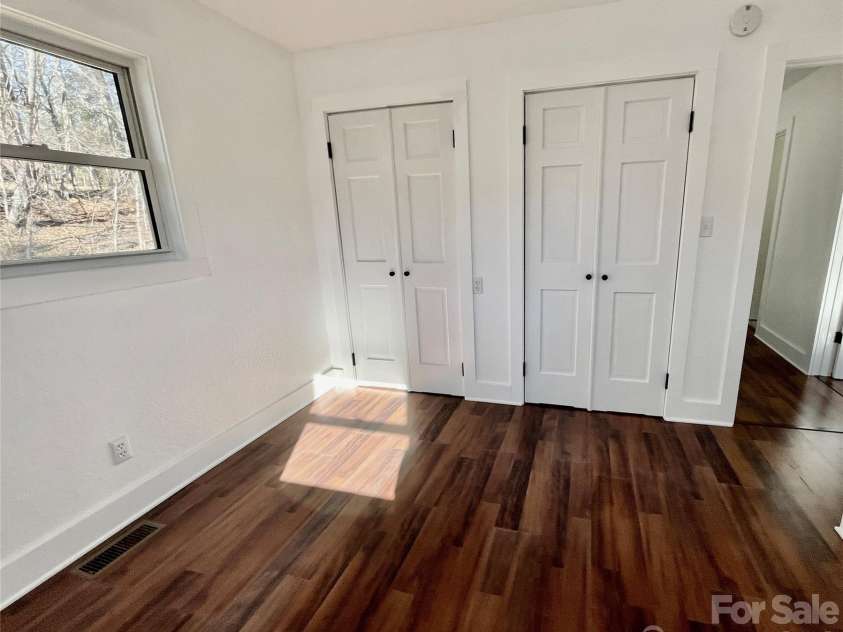 2019 Dale Road, Spruce Pine, NC 28777.  MLS# CAR4335302, YatesRealty ID 2070. 