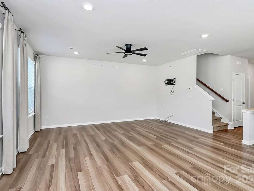 720 Herlong Avenue, Rock Hill, SC 29732.  MLS# CAR4259738, YatesRealty ID 20700. 