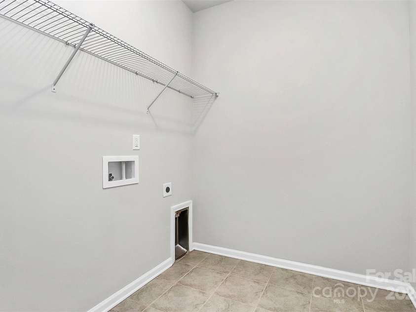 720 Herlong Avenue, Rock Hill, SC 29732.  MLS# CAR4259738, YatesRealty ID 20700. 