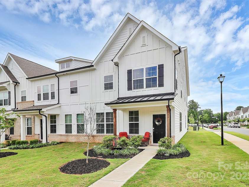 720 Herlong Avenue, Rock Hill, SC 29732.  MLS# CAR4259738, YatesRealty ID 20700. 