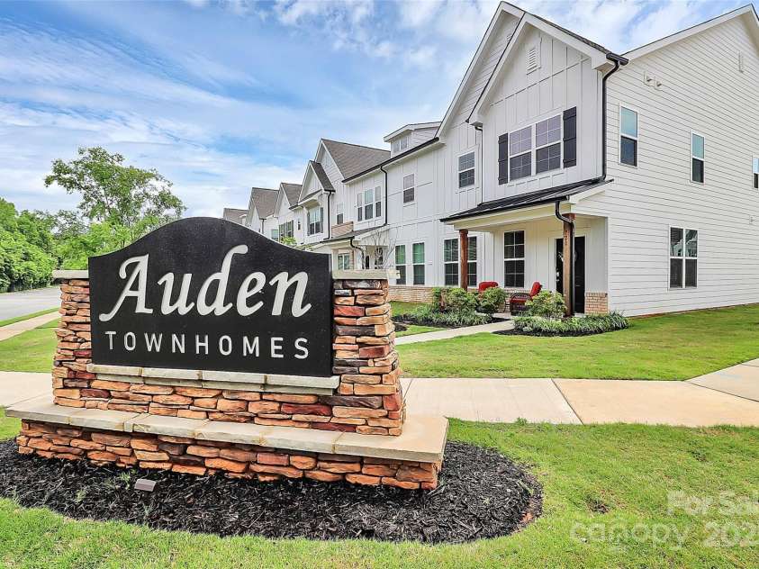 720 Herlong Avenue, Rock Hill, SC 29732.  MLS# CAR4259738, YatesRealty ID 20700. 