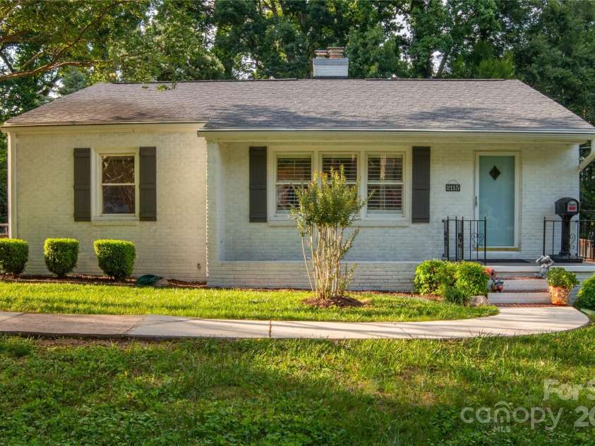 2115 Arnold Drive, Charlotte, NC 28205.  MLS# CAR4269939, YatesRealty ID 20701. House Front