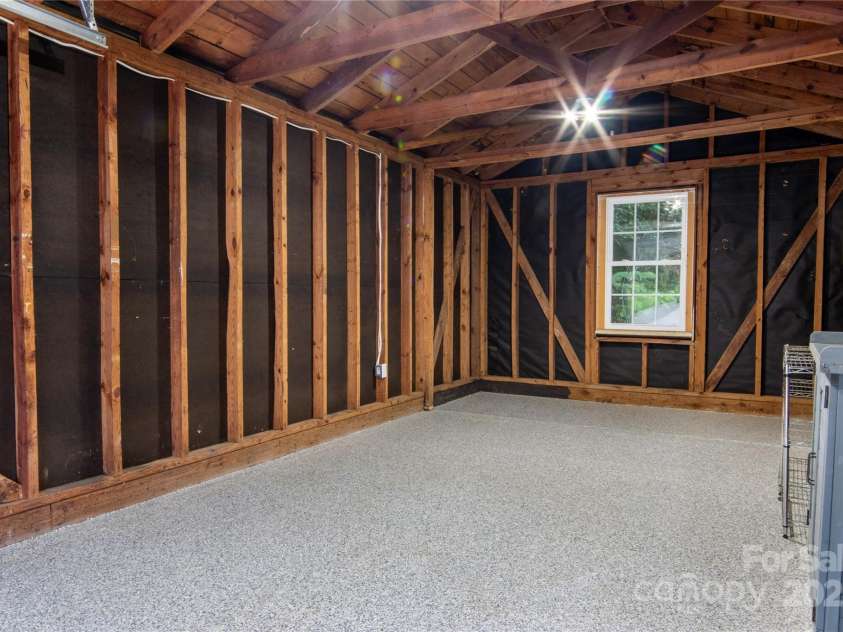 2115 Arnold Drive, Charlotte, NC 28205.  MLS# CAR4269939, YatesRealty ID 20701. Inside Garage