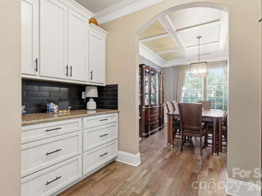 3119 Kelsey Plaza, Kannapolis, NC 28081.  MLS# CAR4373266, YatesRealty ID 20701. 