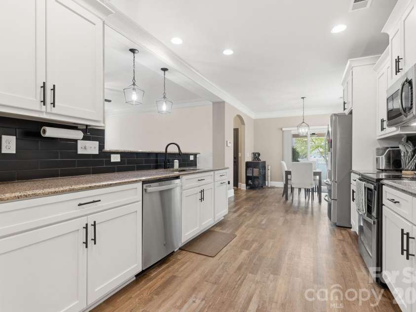 3119 Kelsey Plaza, Kannapolis, NC 28081.  MLS# CAR4373266, YatesRealty ID 20701. 